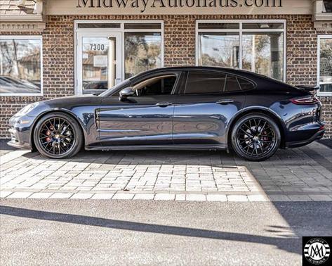 2018 Porsche Panamera 4