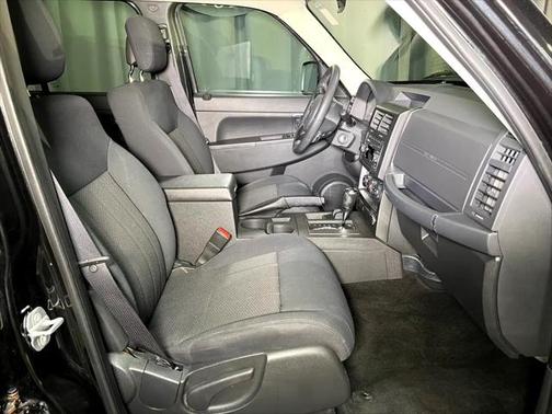 2011 Jeep Liberty Sport