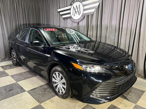 2018 Toyota Camry Hybrid LE