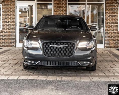 2017 Chrysler 300 S