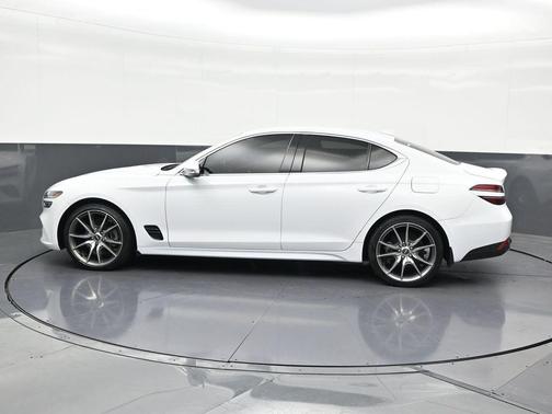 White 2023 Genesis G70 2.0T