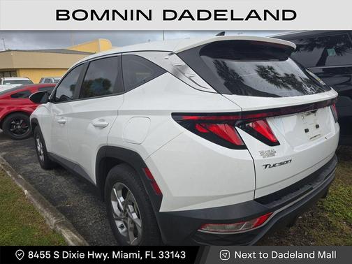 2023 Hyundai TUCSON SE