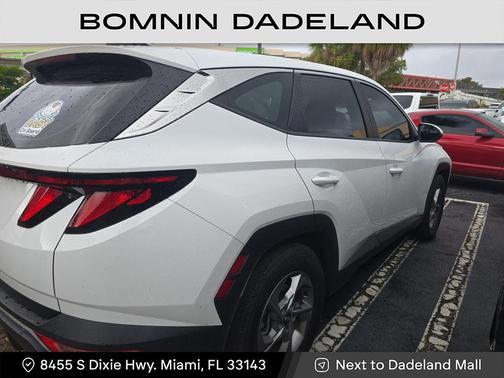 2023 Hyundai TUCSON SE