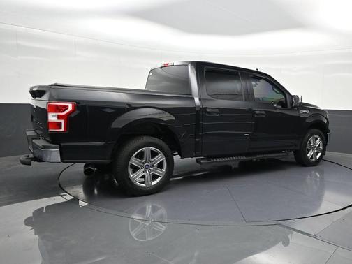 Black Metallic 2019 Ford F-150 XLT