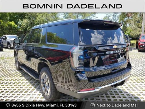 2025 Chevrolet Suburban LT