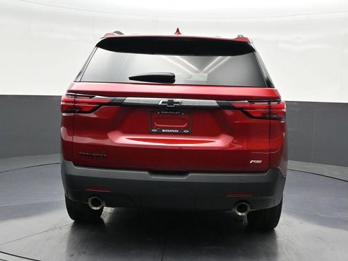 Radiant Red Tintcoat 2023 Chevrolet Traverse RS
