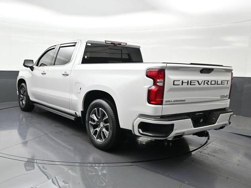 Pearl 2020 Chevrolet Silverado 1500 High Country
