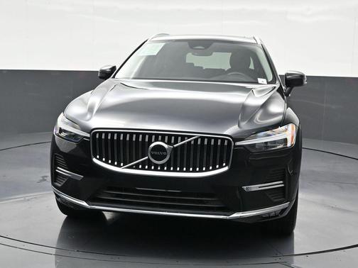 2022 Volvo XC60 B6 Inscription