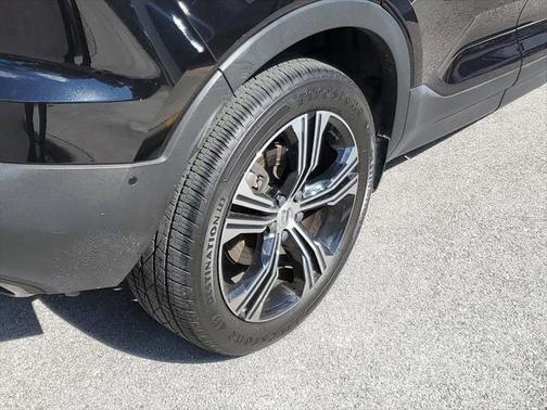 2019 Volvo XC40 T5 Inscription