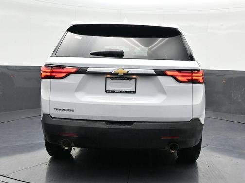 2022 Chevrolet Traverse LS