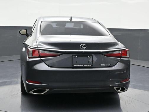 2022 Lexus ES 350 Base