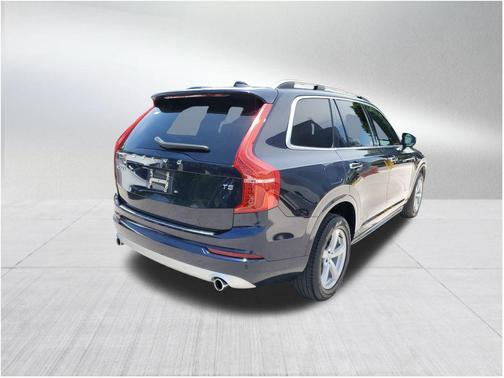 2019 Volvo XC90 T5 Momentum