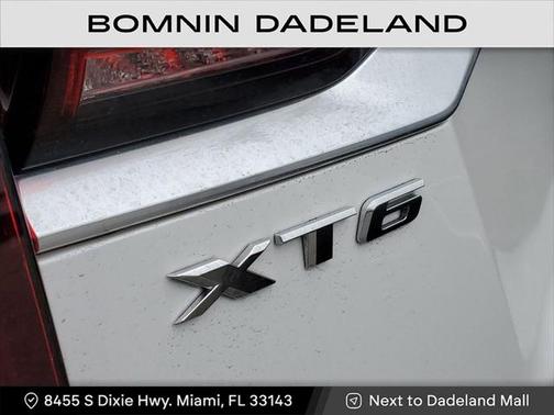 2022 Cadillac XT6 Premium Luxury FWD