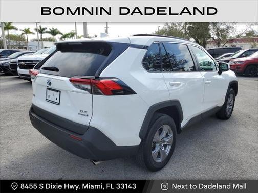 2022 Toyota RAV4 Hybrid XLE