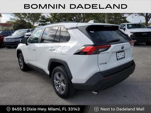 2022 Toyota RAV4 Hybrid XLE