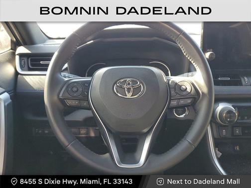 2025 Toyota RAV4 Hybrid SE