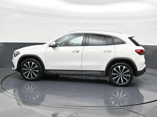 2021 Mercedes-Benz GLA 250 Base 4MATIC