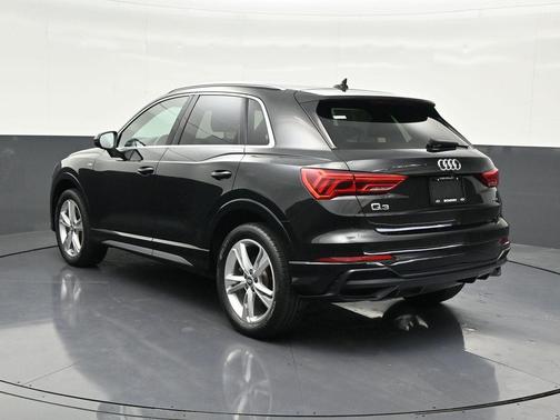 2019 Audi Q3 2.0T S line Premium Plus