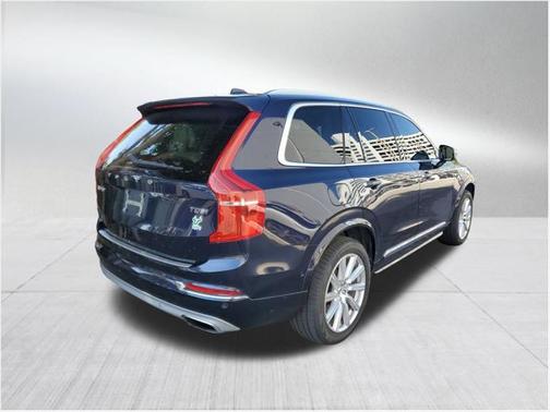 2017 Volvo XC90 Hybrid T8 Inscription