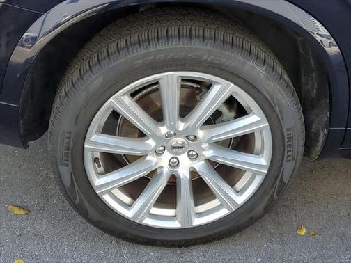 2017 Volvo XC90 Hybrid T8 Inscription