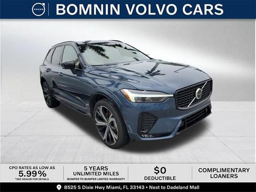 2023 Volvo XC60 B5 Ultimate Dark Theme