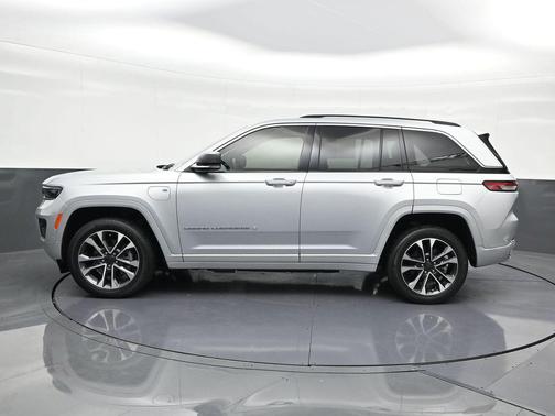 Silver Zynith 2022 Jeep Grand Cherokee 4xe Overland
