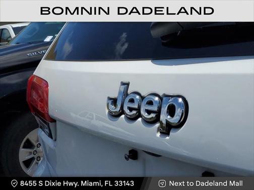 2017 Jeep Grand Cherokee Laredo