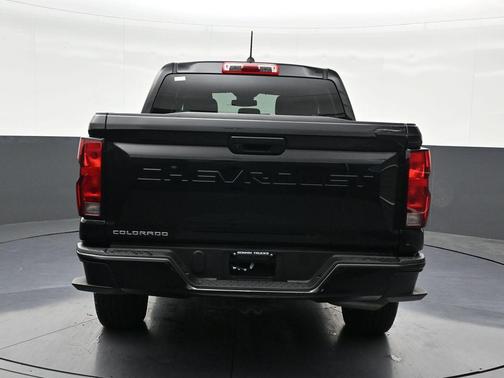 2024 Chevrolet Colorado WT