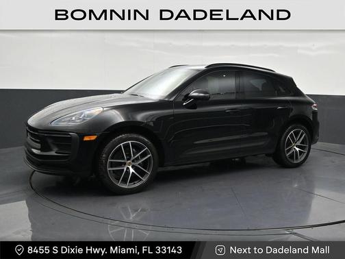 Black 2022 Porsche Macan Macan