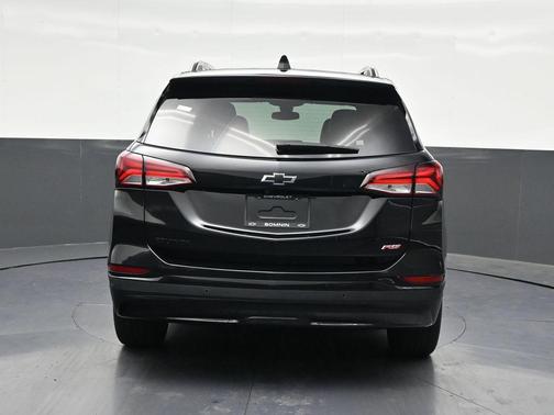 Black Metallic 2024 Chevrolet Equinox RS