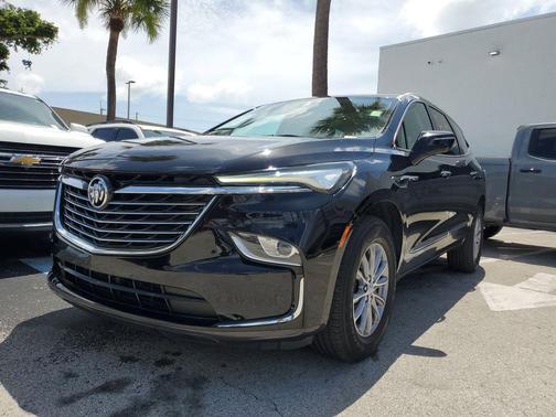 2023 Buick Enclave Essence