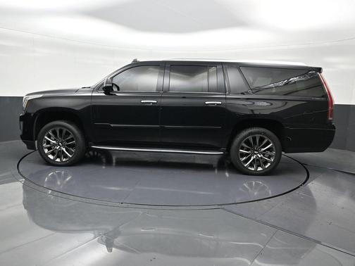 2019 Cadillac Escalade ESV Luxury