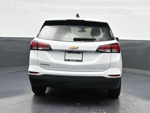 Summit White 2024 Chevrolet Equinox LS