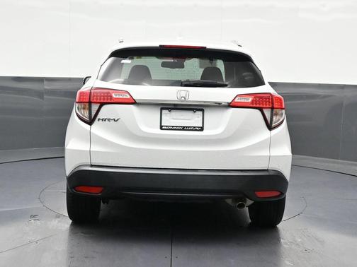 White 2022 Honda HR-V EX-L
