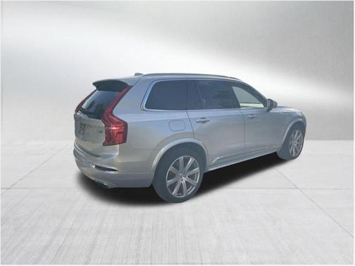2019 Volvo XC90 T6 Inscription