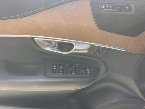 2019 Volvo XC90 T6 Inscription