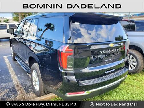 2025 Chevrolet Suburban LT