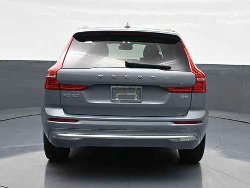 2022 Volvo XC60 B5 Inscription