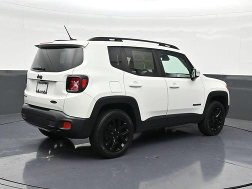 2017 Jeep Renegade Altitude