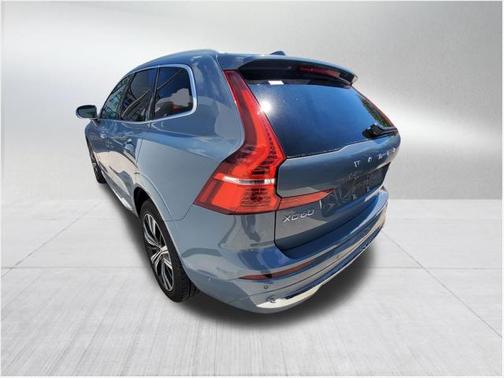 2022 Volvo XC60 B6 Inscription