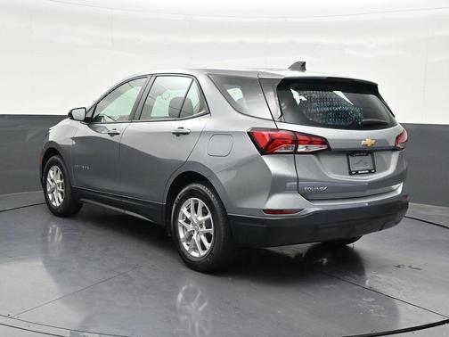 Sterling Gray Metallic 2023 Chevrolet Equinox LS