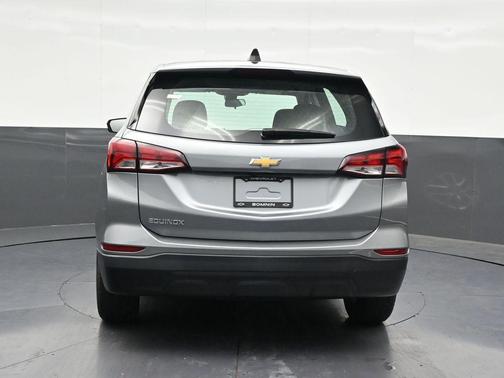 Sterling Gray Metallic 2023 Chevrolet Equinox LS