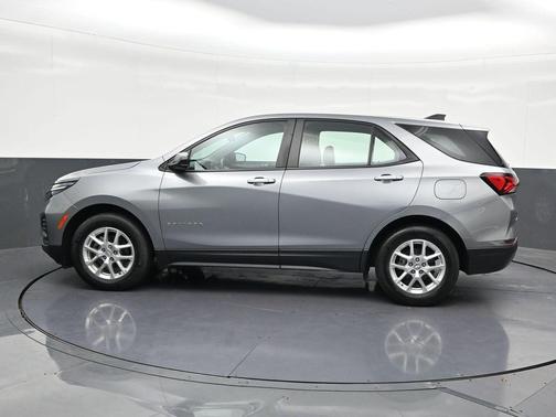 Sterling Gray Metallic 2023 Chevrolet Equinox LS