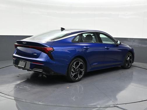 Yacht Blue 2025 Kia K5 GT-Line