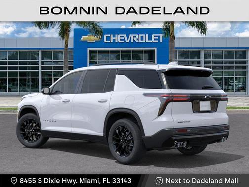 Summit White 2026 Chevrolet Traverse LT