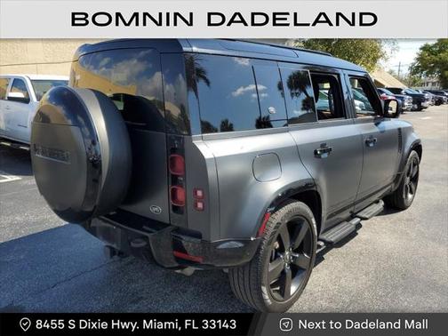 2023 Land Rover Defender X-Dynamic SE