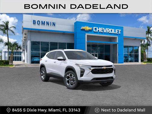 Summit White 2026 Chevrolet Trax LT