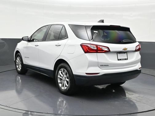 Summit White 2020 Chevrolet Equinox LS