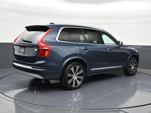 2022 Volvo XC90 Recharge Plug-In Hybrid T8 Inscription 6 Passenger