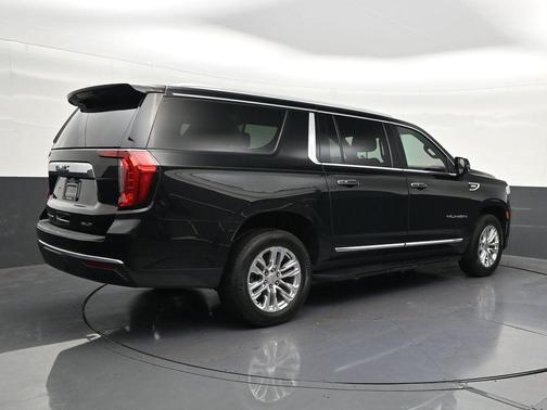 Onyx Black 2023 GMC Yukon XL SLT